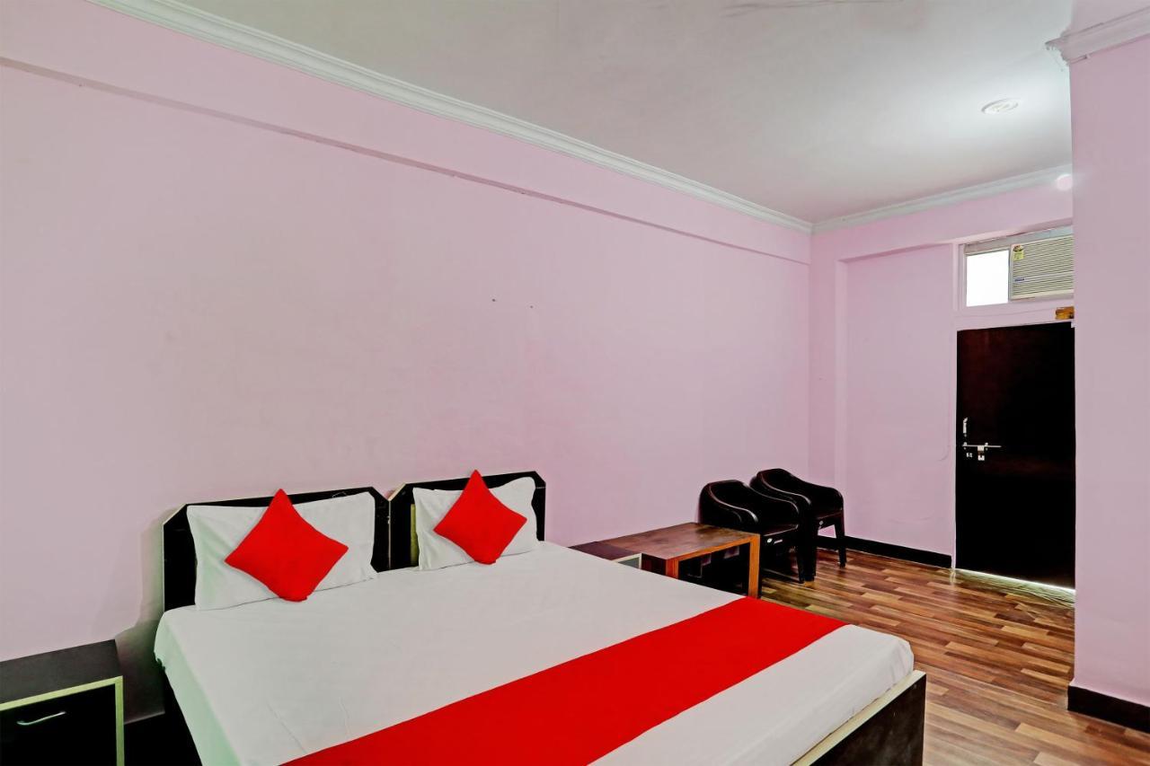 Oyo Flagship Vrindavan Hotel Lucknow